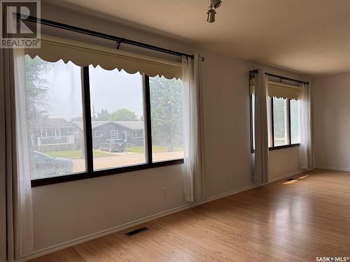 208 7Th Street E, Wynyard, SK - Indoor Photo Showing Other Room