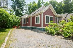 208 - 19 SUMMER VILLAGE LANE  Prince Edward County, ON K0K 1P0