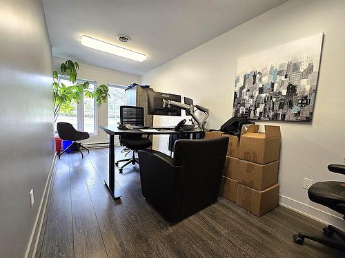 Office - 3595 Boul. De La Grande-Allée, Boisbriand, QC - Indoor Photo Showing Other Room