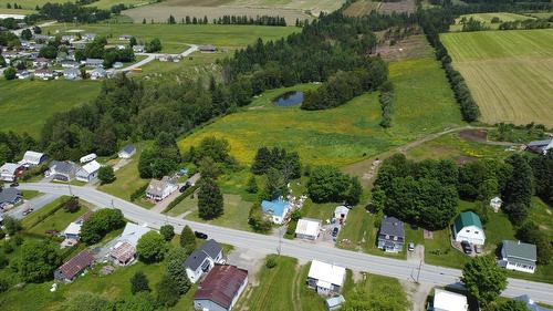 Photo aérienne - 68 Rue St-Pierre, Saint-Pierre-De-Broughton, QC 