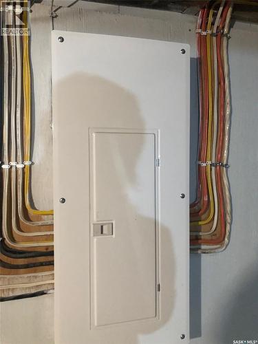 230 2Nd Avenue W, Canora, SK - Indoor Photo Showing Basement