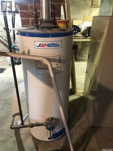 230 2Nd Avenue W, Canora, SK - Indoor Photo Showing Basement