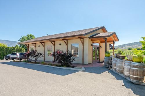 5381 97 Highway, Oliver, BC 