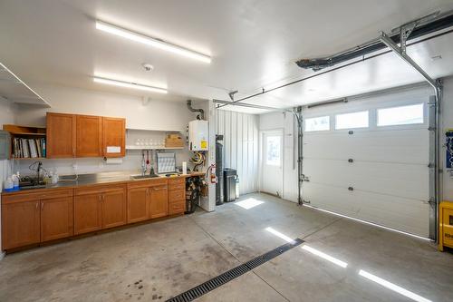 5381 97 Highway, Oliver, BC 