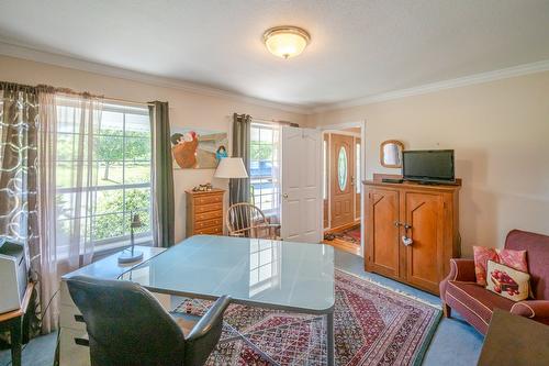 5381 97 Highway, Oliver, BC 