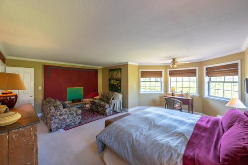 5381 97 Highway, Oliver, BC 