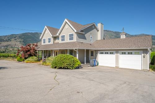 5381 97 Highway, Oliver, BC 