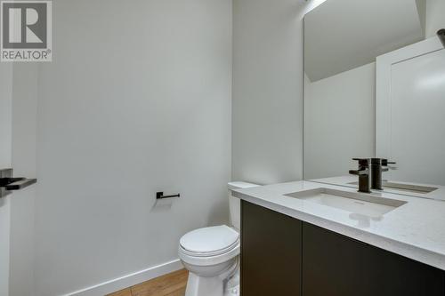 7599 Klinger Road Unit# 5, Vernon, BC - Indoor Photo Showing Bathroom