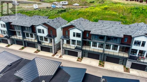 7599 Klinger Road Unit# 5, Vernon, BC - Outdoor With Facade