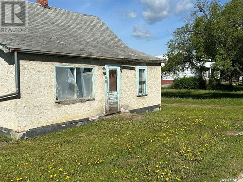 102 4Th Avenue N, Big River, SK 