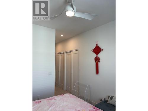 610 Academy Way Unit# 363, Kelowna, BC - Indoor Photo Showing Bedroom