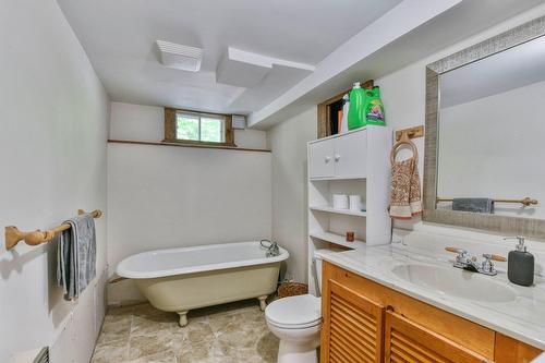 Bathroom - 605 Rue Des Tchèques, Saint-Calixte, QC - Indoor Photo Showing Bathroom