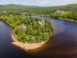 140 Rue du Fer-à-Cheval  Huberdeau, QC J0T 1G0