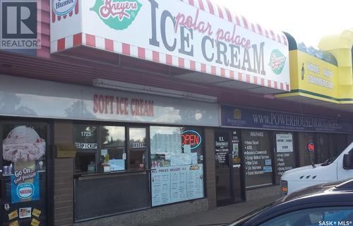 1725 Dewdney Avenue E, Regina, SK 