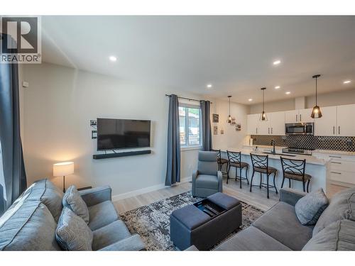 547 Westminster Avenue Unit# 101  Penticton, BC V2A 1K4