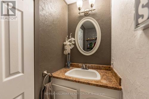 2914 Pattee Road E, Champlain, ON - Indoor Photo Showing Bathroom