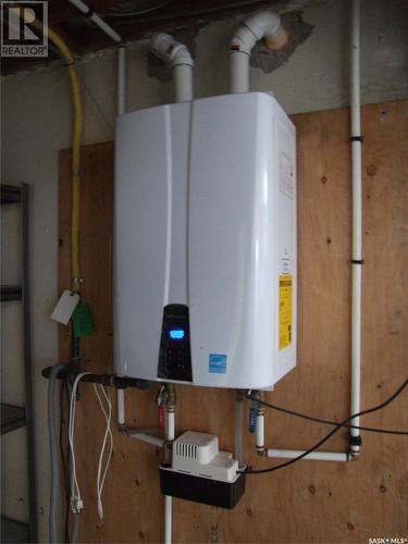 449 Pacific Drive, Burstall, SK - Indoor Photo Showing Basement