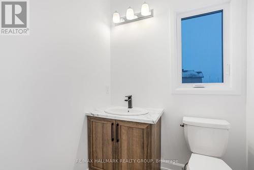 319 Zakari Street, Casselman, ON - Indoor Photo Showing Bathroom