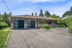 3 Braeburn Boulevard  Toronto, ON M1J 2P9