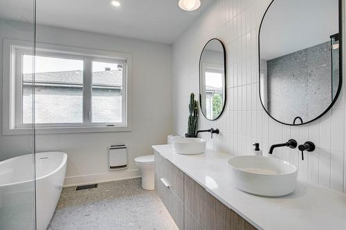 Salle de bains - 850 Ch. Des Prairies, Brossard, QC - Indoor Photo Showing Bathroom