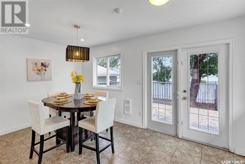 833 Keith Street, Moose Jaw, SK - Indoor Photo Showing Dining Room