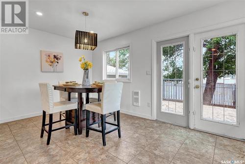 833 Keith Street, Moose Jaw, SK - Indoor Photo Showing Dining Room