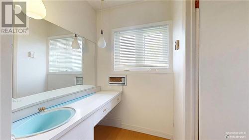 26 Hall Street, Gore Bay, ON - Indoor Photo Showing Bathroom