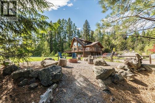 3802 Aaron Road, Nelson, BC - Outdoor