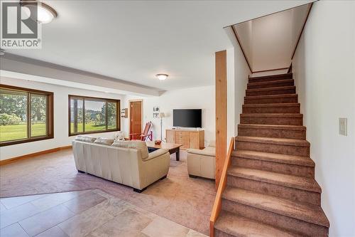 3802 Aaron Road, Nelson, BC - Indoor