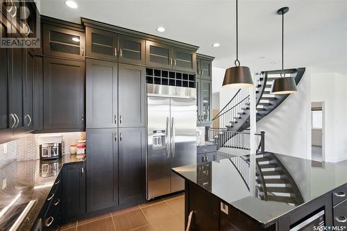 739 Beechdale Way, Saskatoon, SK - Indoor Photo Showing Kitchen With Upgraded Kitchen