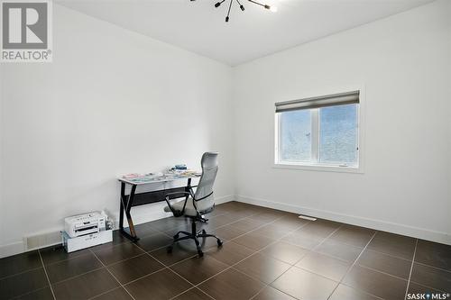 739 Beechdale Way, Saskatoon, SK - Indoor Photo Showing Office