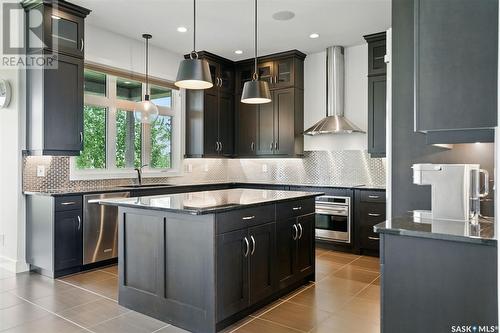 739 Beechdale Way, Saskatoon, SK - Indoor Photo Showing Kitchen With Upgraded Kitchen