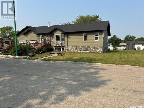 455 4Th Street, Carrot River, SK - Outdoor