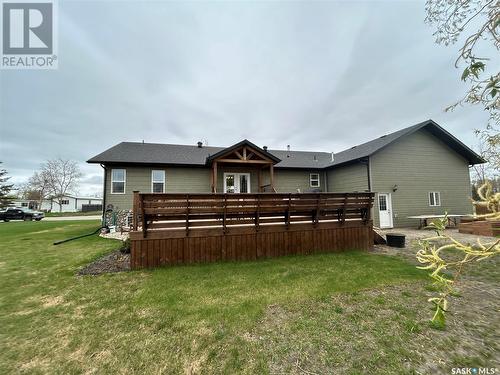 455 4Th Street, Carrot River, SK - Outdoor