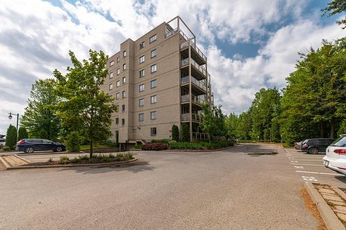 Overall view - 505-450 Place Fabien-Drapeau, Sainte-Thérèse, QC - Outdoor With Balcony With Facade