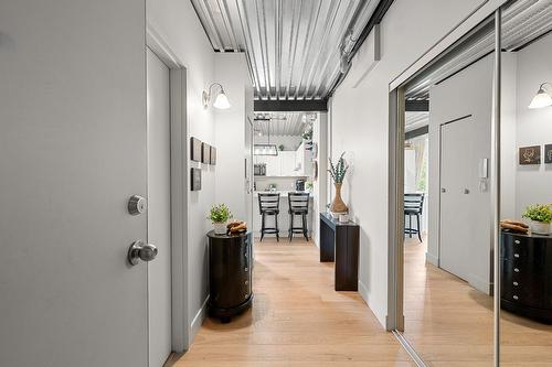 Hall - 505-450 Place Fabien-Drapeau, Sainte-Thérèse, QC - Indoor Photo Showing Other Room