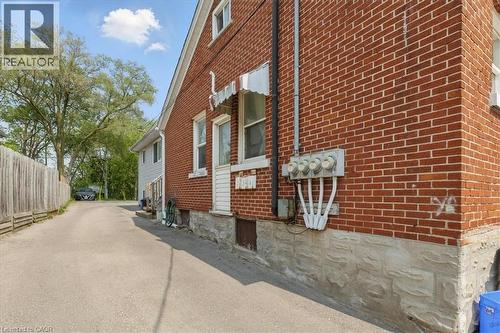 839 STIRLING Avenue S  Kitchener, ON N2L 2M6