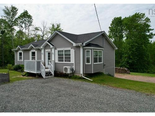 10205 204 Highway, South Victoria, NS 