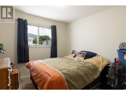 Bedroom 2 - 3102 13 Street, Vernon, BC - Indoor Photo Showing Bedroom