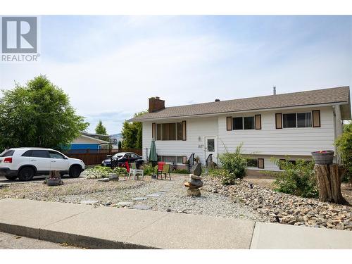 3102 13 Street, Vernon, BC - Outdoor