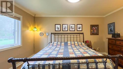 236 Bruce Street, South Bruce Peninsula, ON - Indoor Photo Showing Bedroom
