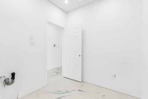 Commerce - 1-B-30 Rue Émile-Despins, Charlemagne, QC 