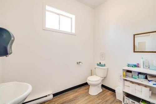 4918 Napier St, Port Alberni, BC 