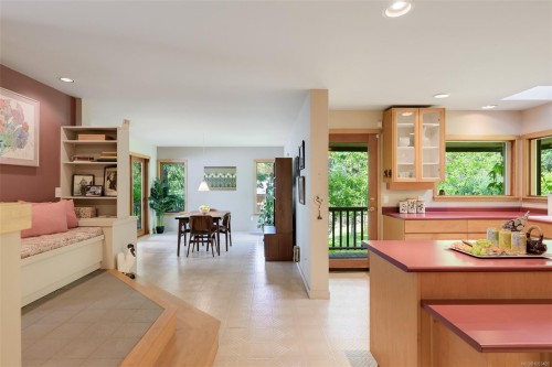 114 Arbutus Rd, Salt Spring, BC 