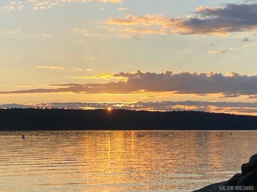 114 Arbutus Rd, Salt Spring, BC 