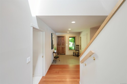 114 Arbutus Rd, Salt Spring, BC 