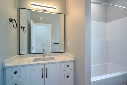 2036 Oakhill Pl, Duncan, BC 