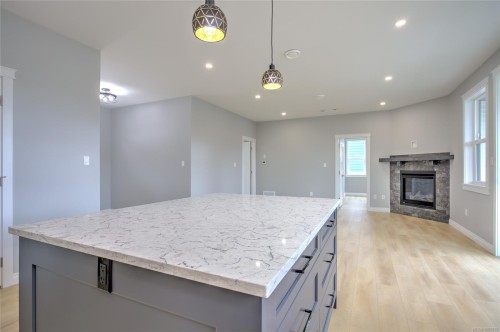 2036 Oakhill Pl, Duncan, BC 