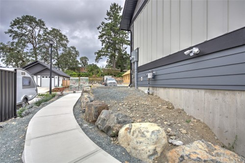 2036 Oakhill Pl, Duncan, BC 