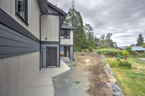 2036 Oakhill Pl, Duncan, BC 